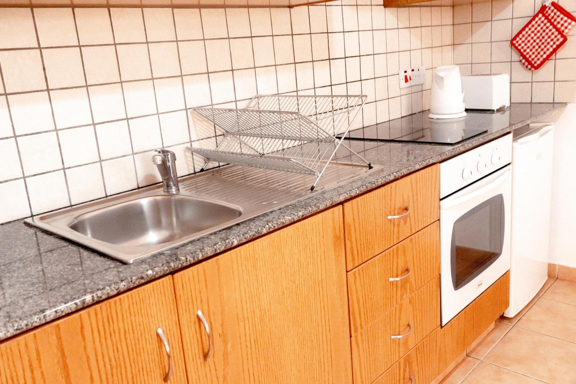 Fania Bliss Hostel